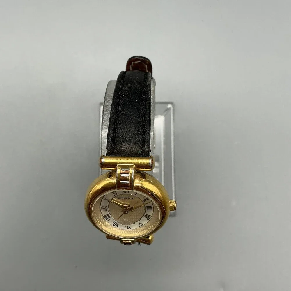 Vintage Fossil Womens Watch 24mm Gold Tone Black Leather PC-9275 New Battery